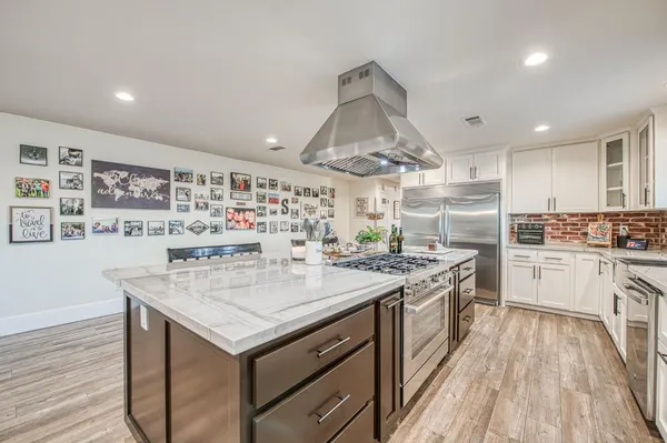 $2,196,000 | 11735 East Santa Ana Avenue, Clovis, CA 93619