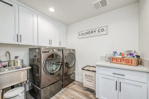 $2,196,000 | 11735 East Santa Ana Avenue, Clovis, CA 93619