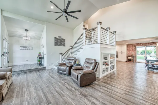 $2,196,000 | 11735 East Santa Ana Avenue, Clovis, CA 93619