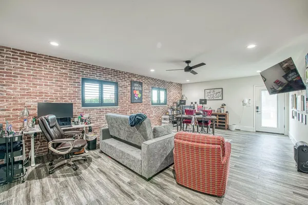 $2,196,000 | 11735 East Santa Ana Avenue, Clovis, CA 93619