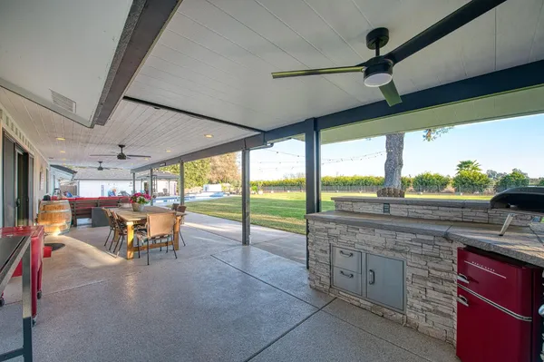 $2,196,000 | 11735 East Santa Ana Avenue, Clovis, CA 93619