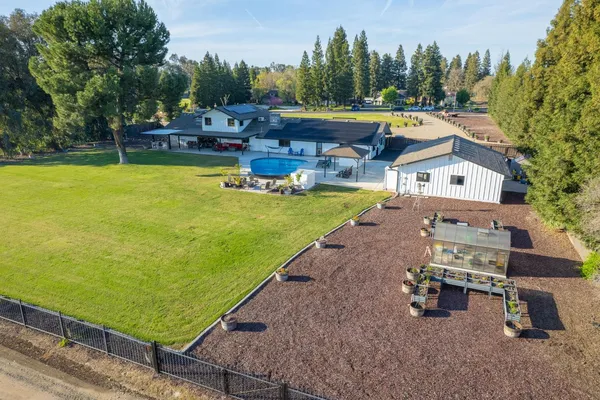 $2,196,000 | 11735 East Santa Ana Avenue, Clovis, CA 93619