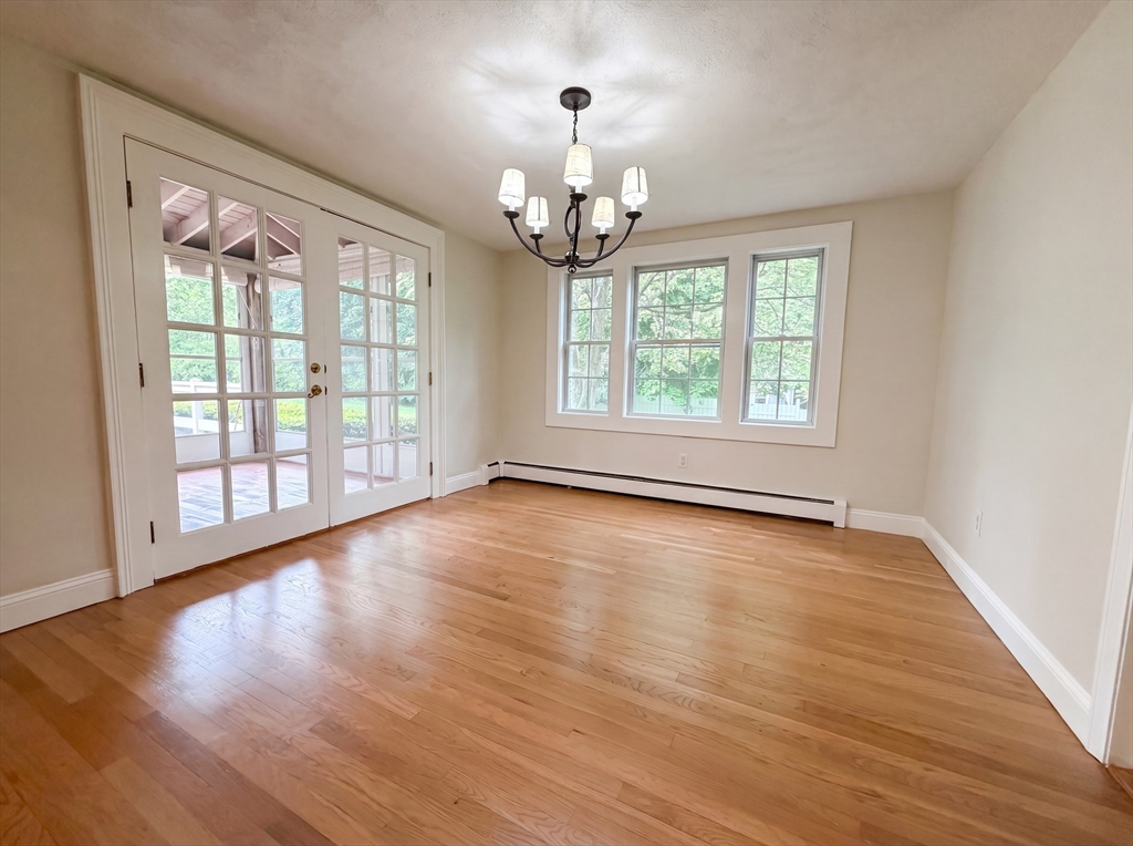 153 High Street Topsfield, MA 01983 - Photo 5 of 36