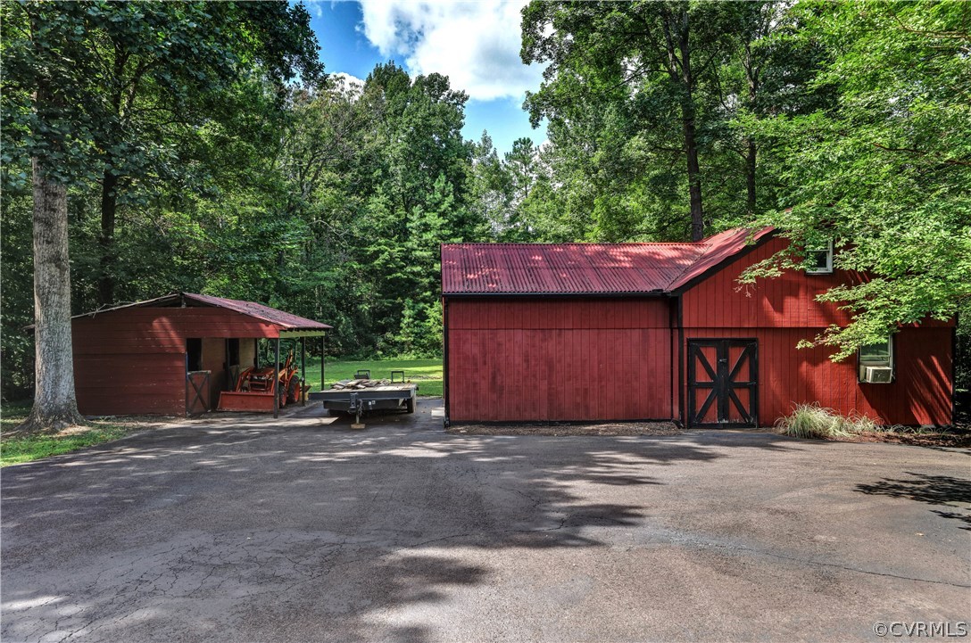 12139 Howards Mill Road Rockville, VA 23146 - Photo 7 of 44 Gallery Image 7