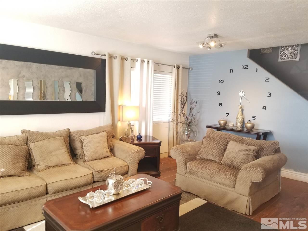9596 Autumn Leaf Way Reno, NV 89506 - Photo 3 of 22 Photo 3