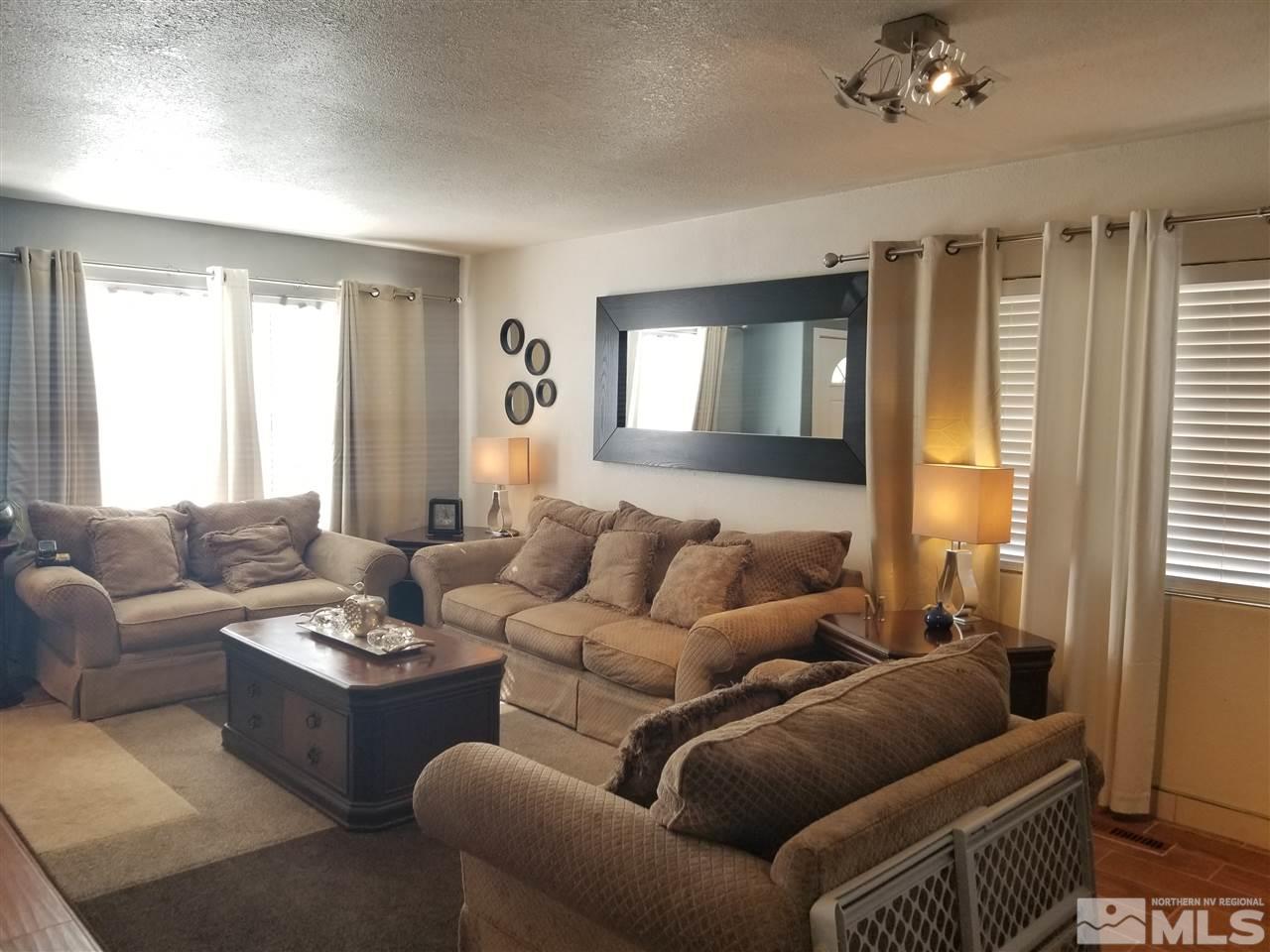 9596 Autumn Leaf Way Reno, NV 89506 - Photo 9 of 22 Photo 9
