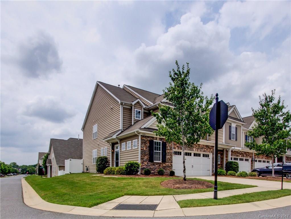 11154 Sandstone Road Charlotte, NC 28277 - Photo 2 of 24 Gallery Image 2