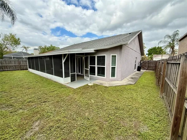 $2,550 | 8714 Imperial Court, Tampa, FL 33635