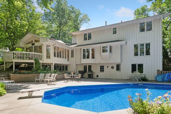 $849,000 | 14805 Minnehaha Place, Wayzata, MN 55391