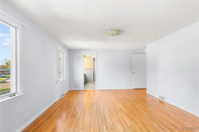 $455,000 | 40 Tristan Lane, Amherst, NY 14221