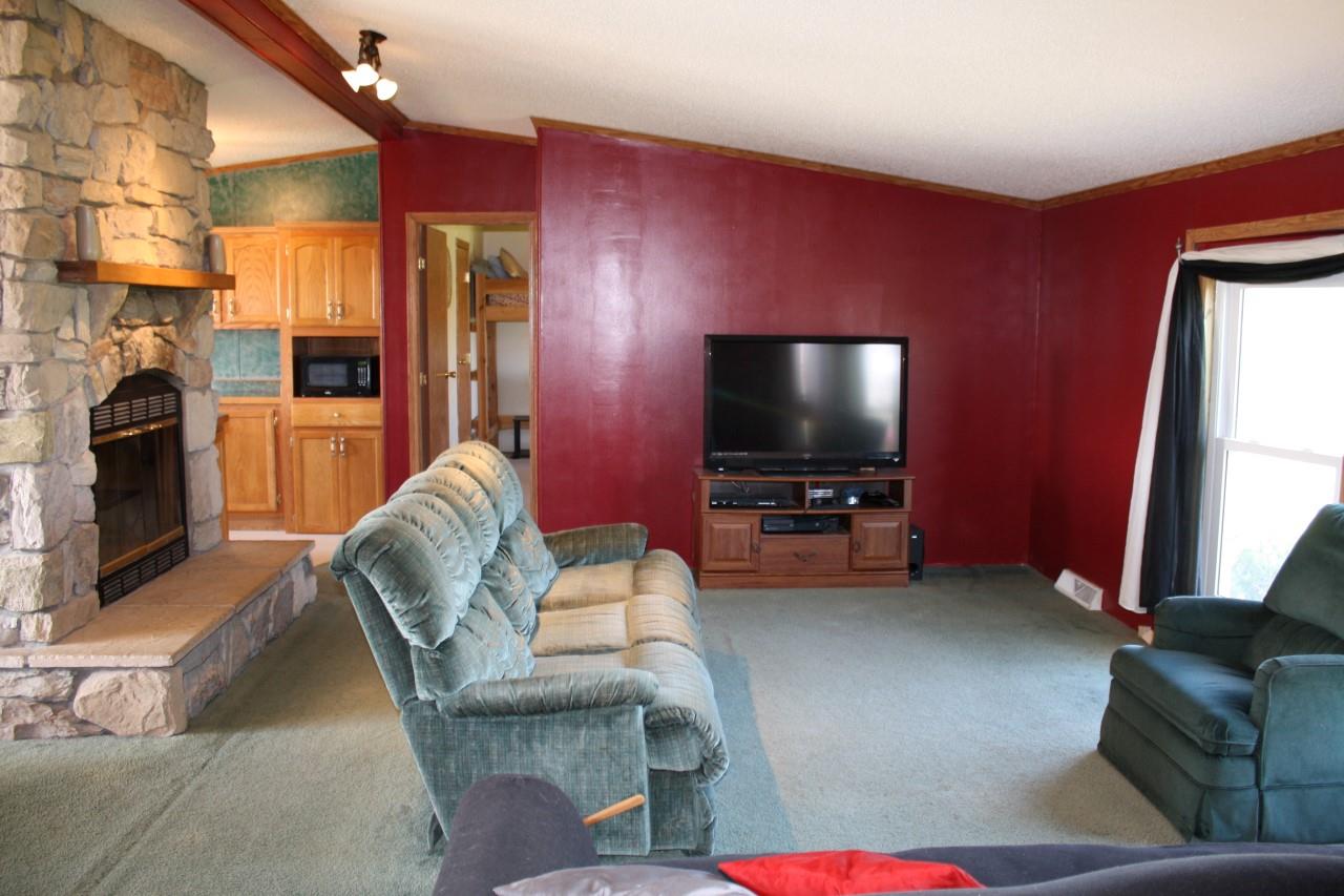 5776 County Road 36A Butler, IN 46721 - Photo 4 of 28