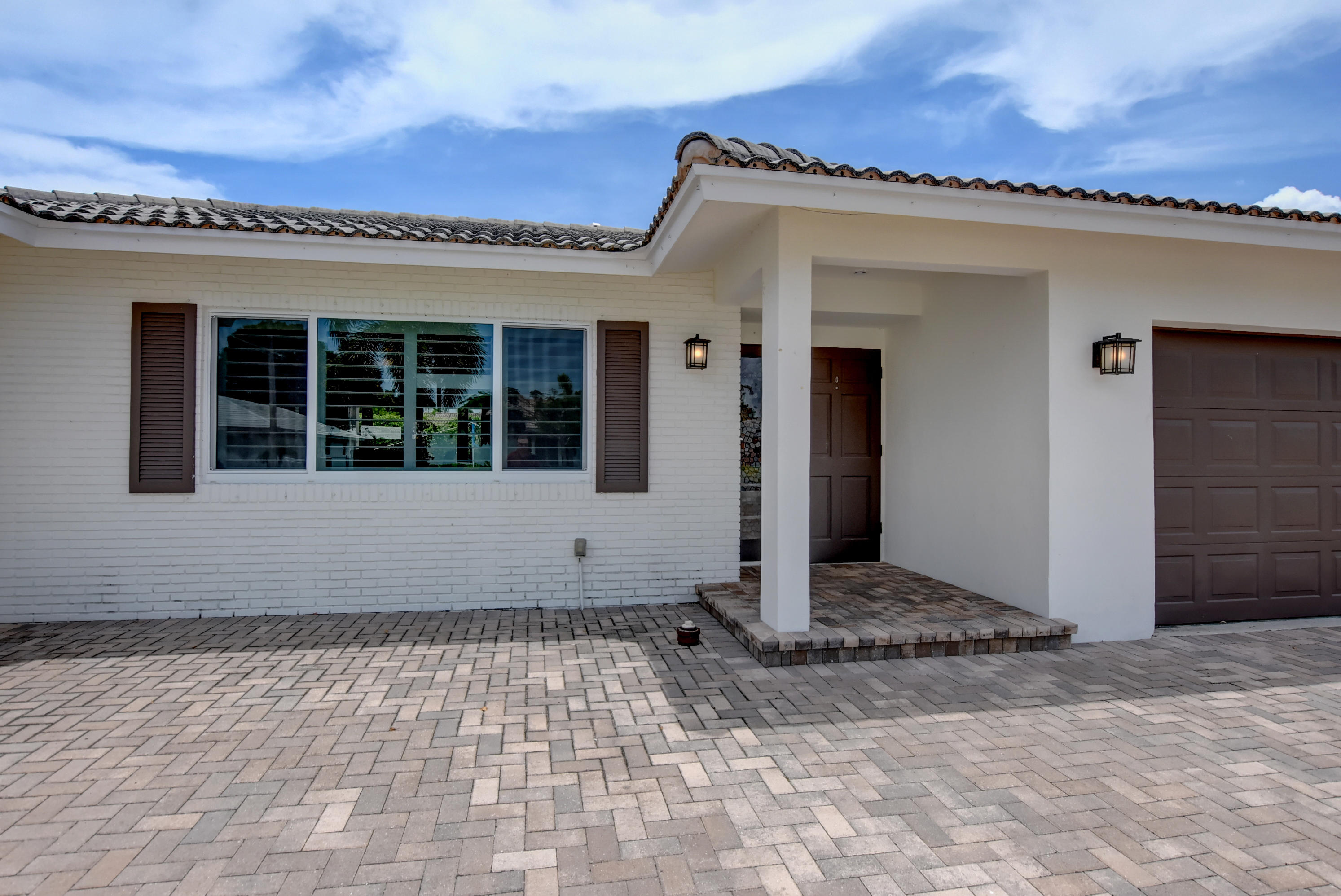 1366 Southwest 13th Place Boca Raton, FL 33486 - Photo 4 of 35