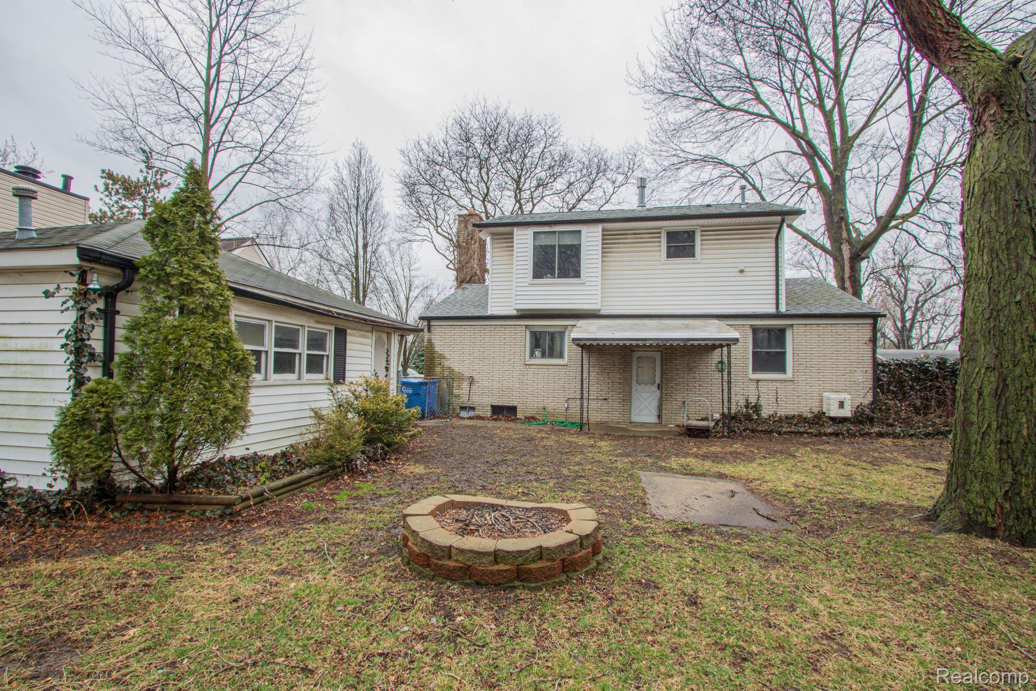 8279 Garbor Drive Warren, MI 48093 - Photo 24 of 26 Gallery Image 24