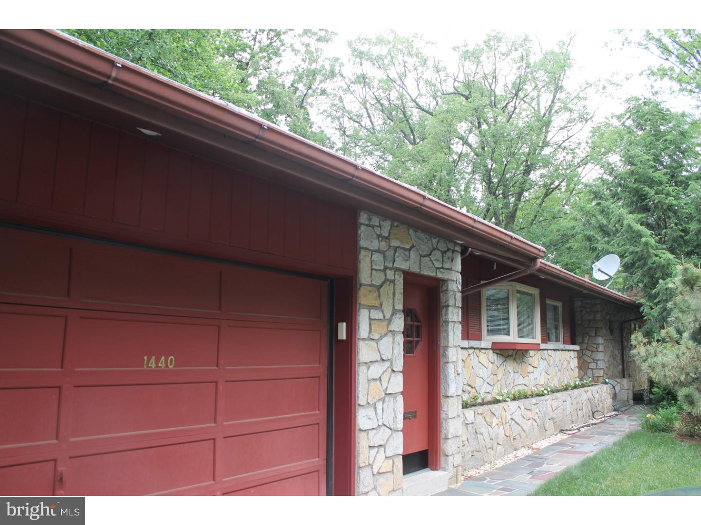 1440 Lorraine Road Reading, PA 19604 - Photo 1 of 25 Gallery Image 1