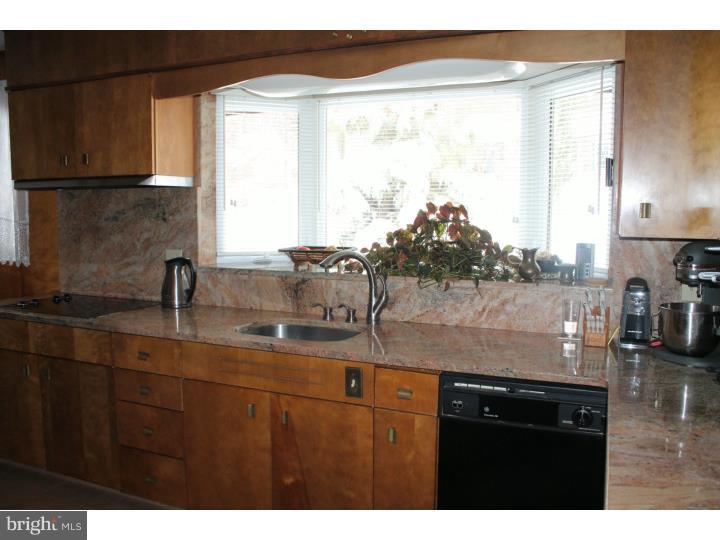 1440 Lorraine Road Reading, PA 19604 - Photo 14 of 25 Kitchen