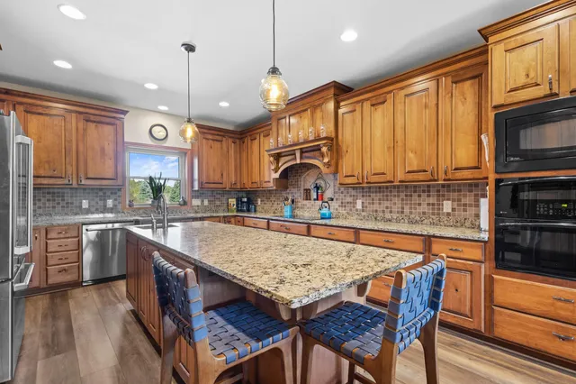 $930,000 | 10303 North Harold Drive, Brooklyn, WI 53521