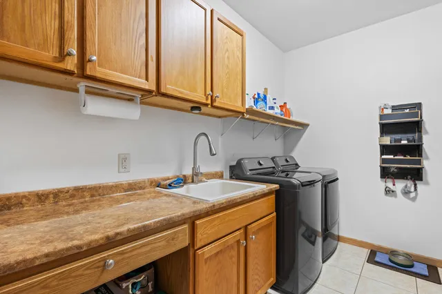 $930,000 | 10303 North Harold Drive, Brooklyn, WI 53521