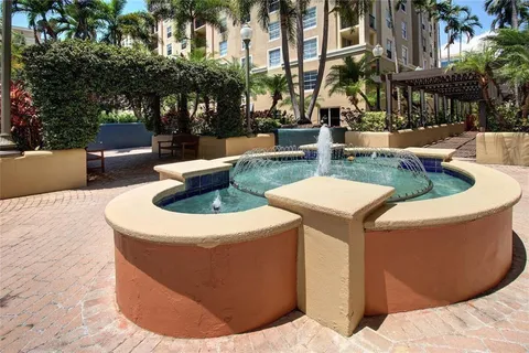 $410,000 | 520 Southeast 5th Avenue, Unit 2605, Fort Lauderdale, FL 33301