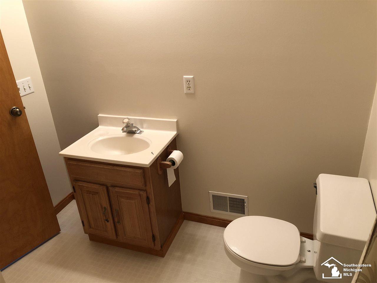 14400 Lulu Road Ida, MI 48140 - Photo 27 of 37 31368863-26.JPG