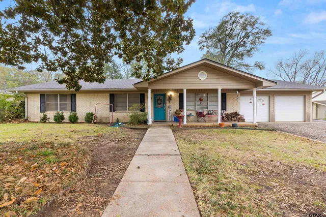 $299,900 | 2510 Wychelm Drive, Kilgore, TX 75662