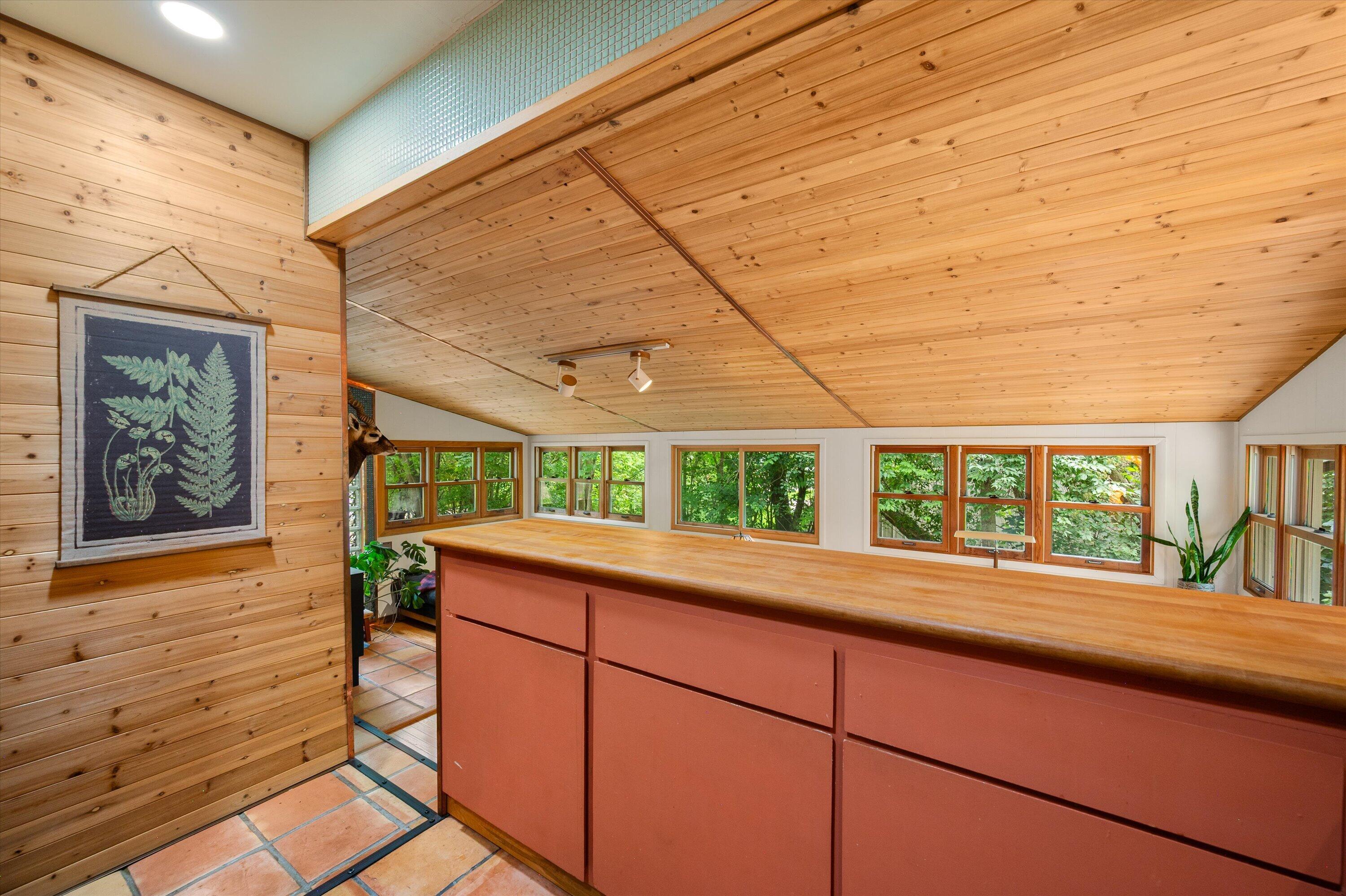 2890 Kimberley Road Ann Arbor, MI 48104 - Photo 14 of 45 19-019