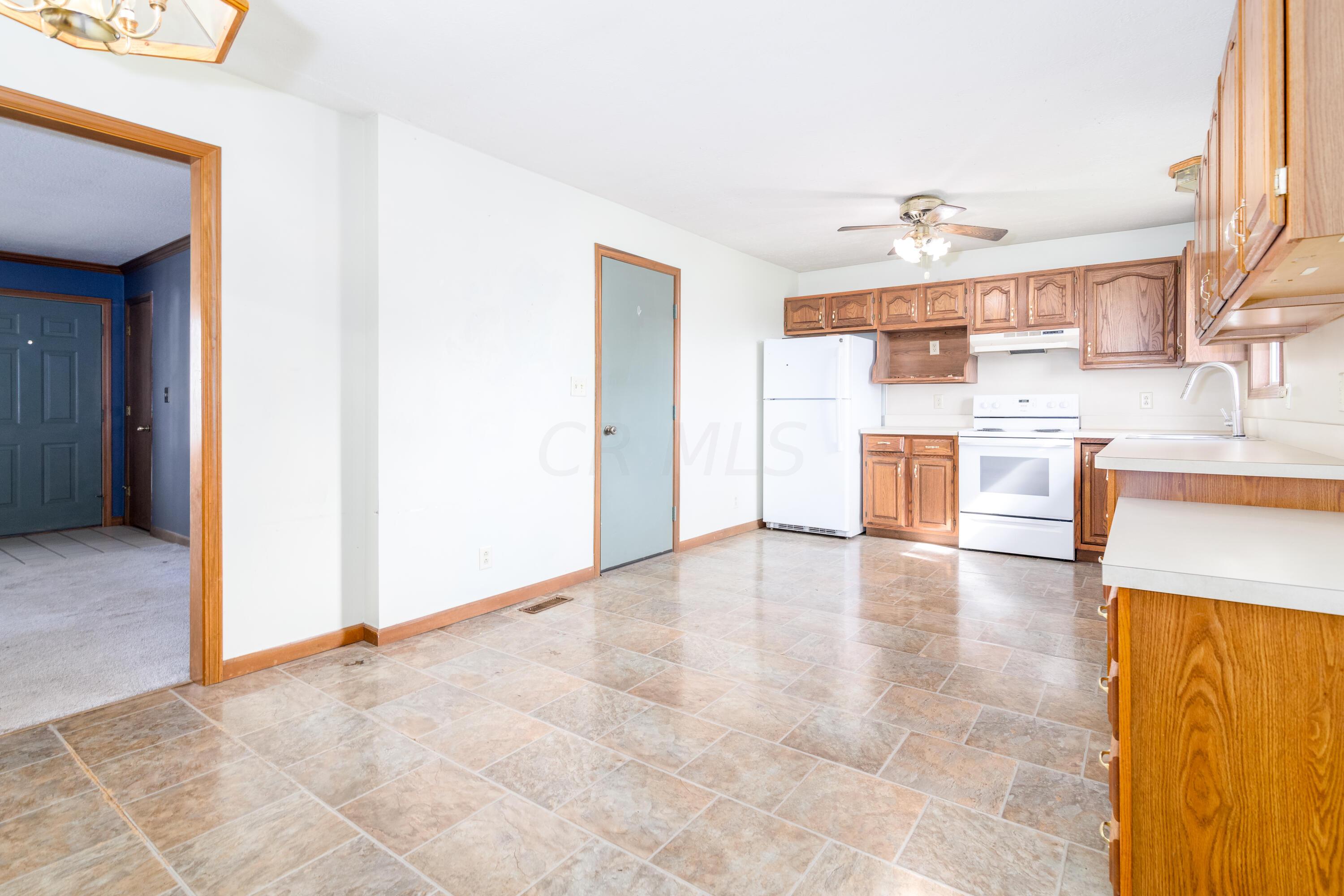 3434 Negley Road Columbus, OH 43232 - Photo 9 of 35 3434 Negley-13