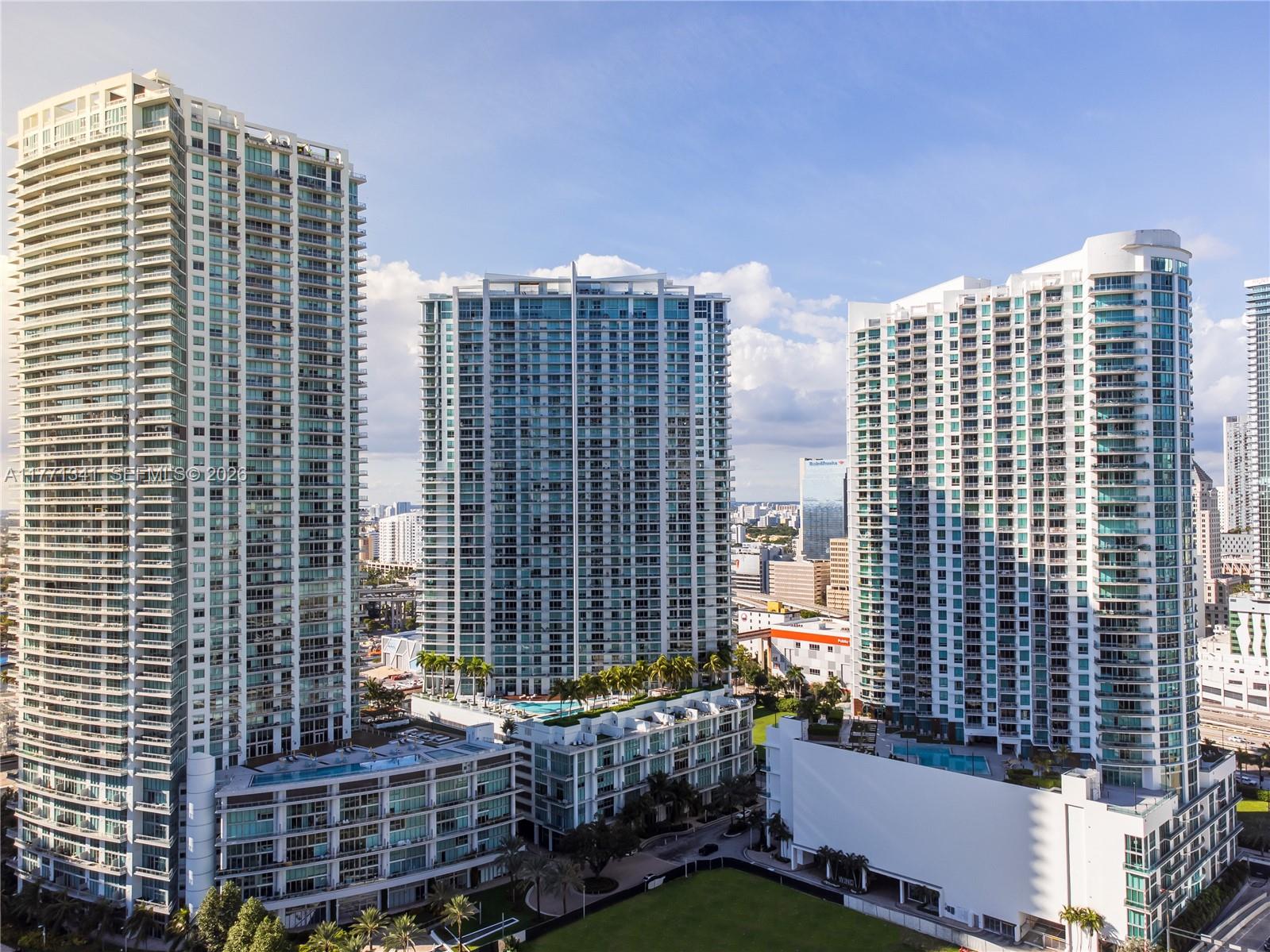 90 Southwest 3rd Street, Unit 4103 Miami, FL 33130 - Photo 29 of 31 Gallery Image 29