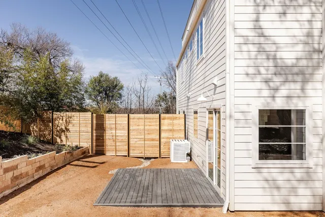 a view of outdoor space