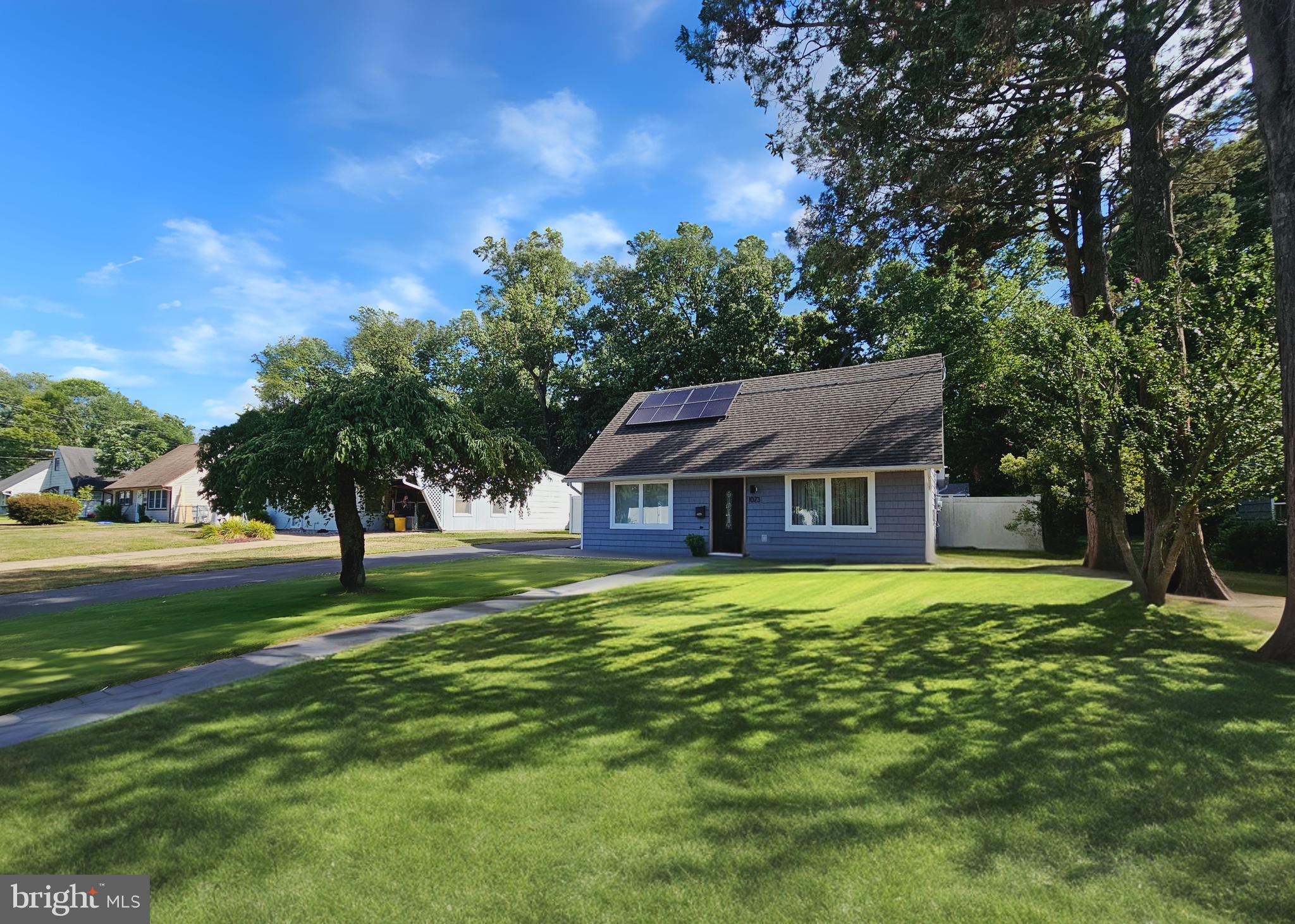 1073 Fireside Avenue Ewing, NJ 08618 - Photo 1 of 27