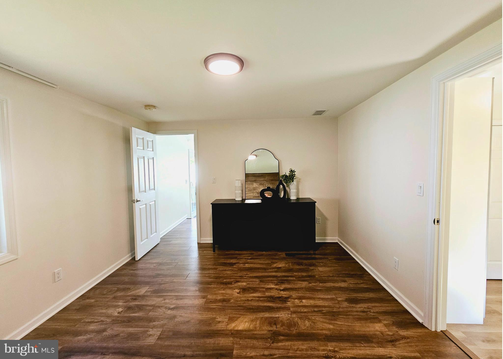 1073 Fireside Avenue Ewing, NJ 08618 - Photo 15 of 27