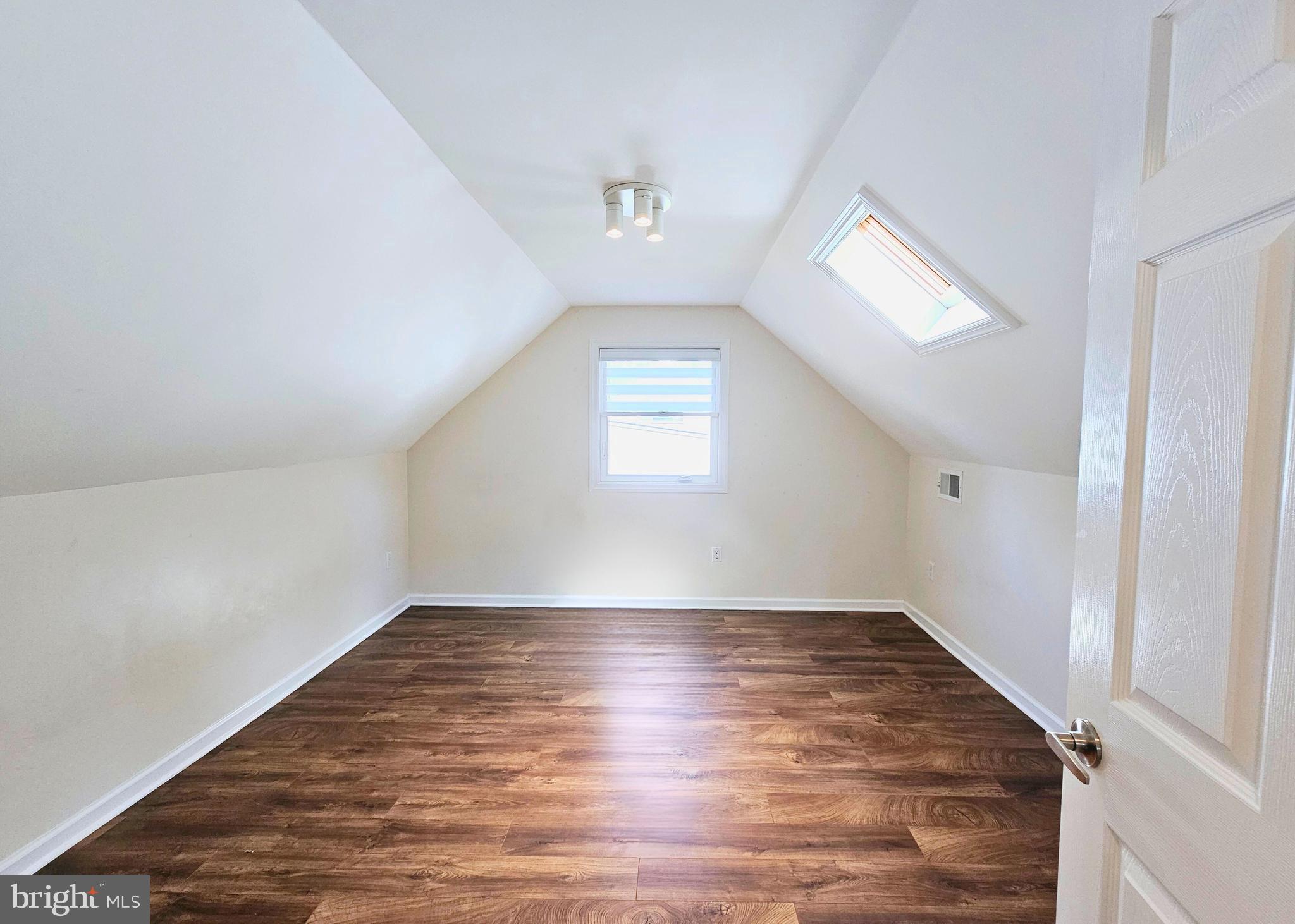 1073 Fireside Avenue Ewing, NJ 08618 - Photo 23 of 27