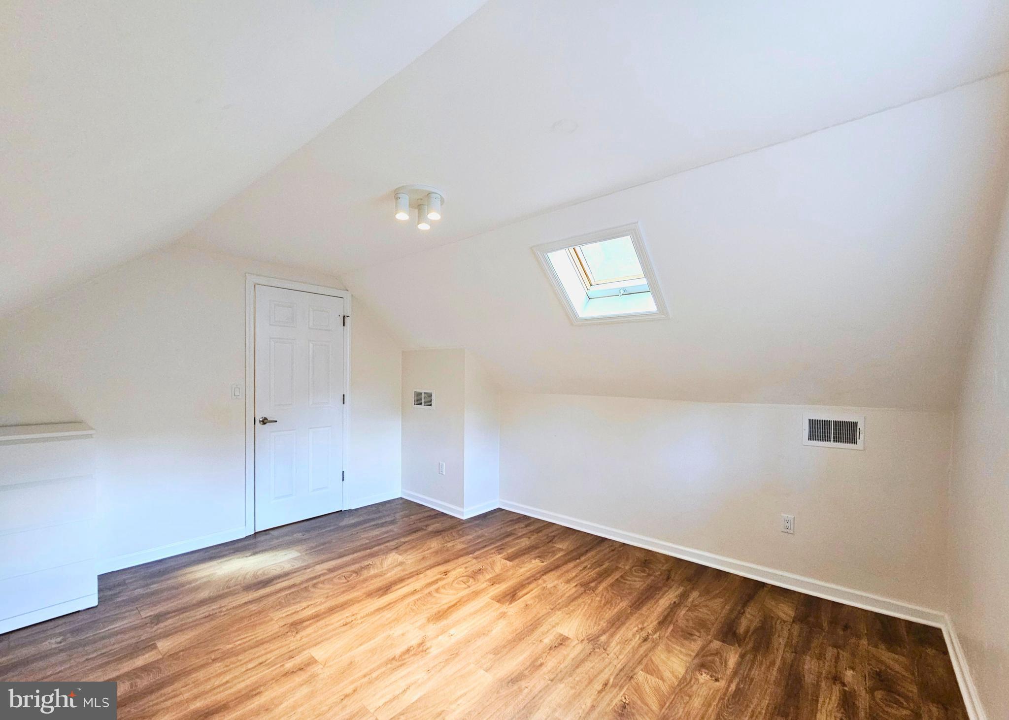 1073 Fireside Avenue Ewing, NJ 08618 - Photo 24 of 27