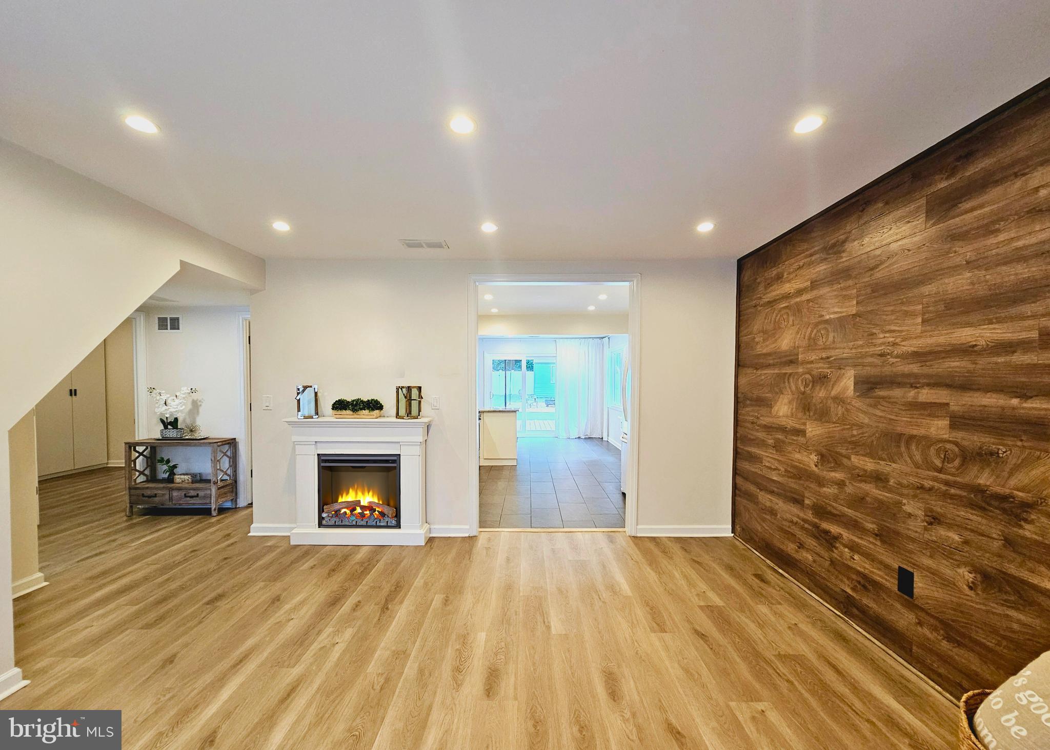 1073 Fireside Avenue Ewing, NJ 08618 - Photo 6 of 27