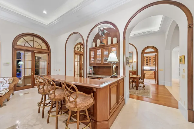 a view of a livingroom with furniture window and outdoor view