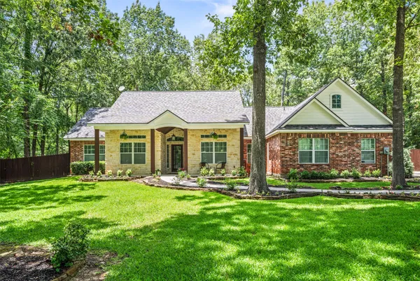 $599,900 | 18854 Lake Terrace, Montgomery, TX 77356