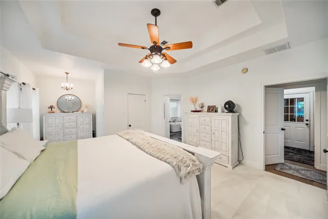 $609,900 | 18854 Lake Terrace, Montgomery, TX 77356