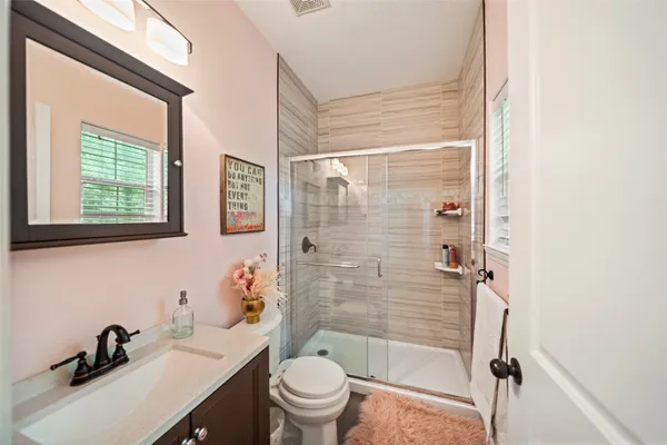 $599,900 | 18854 Lake Terrace, Montgomery, TX 77356