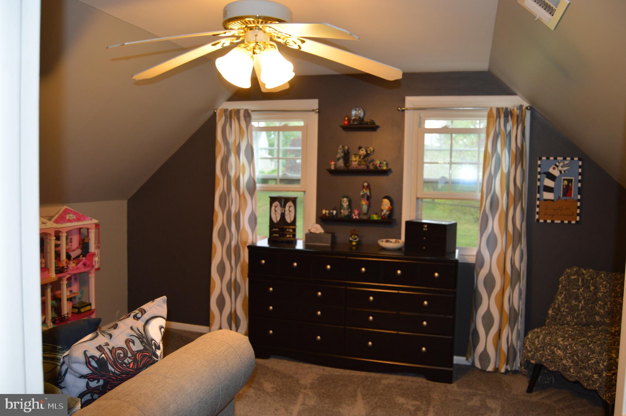 630 North Hammonds Ferry Road Linthicum, MD 21090 - Photo 18 of 26 Bedroom 4