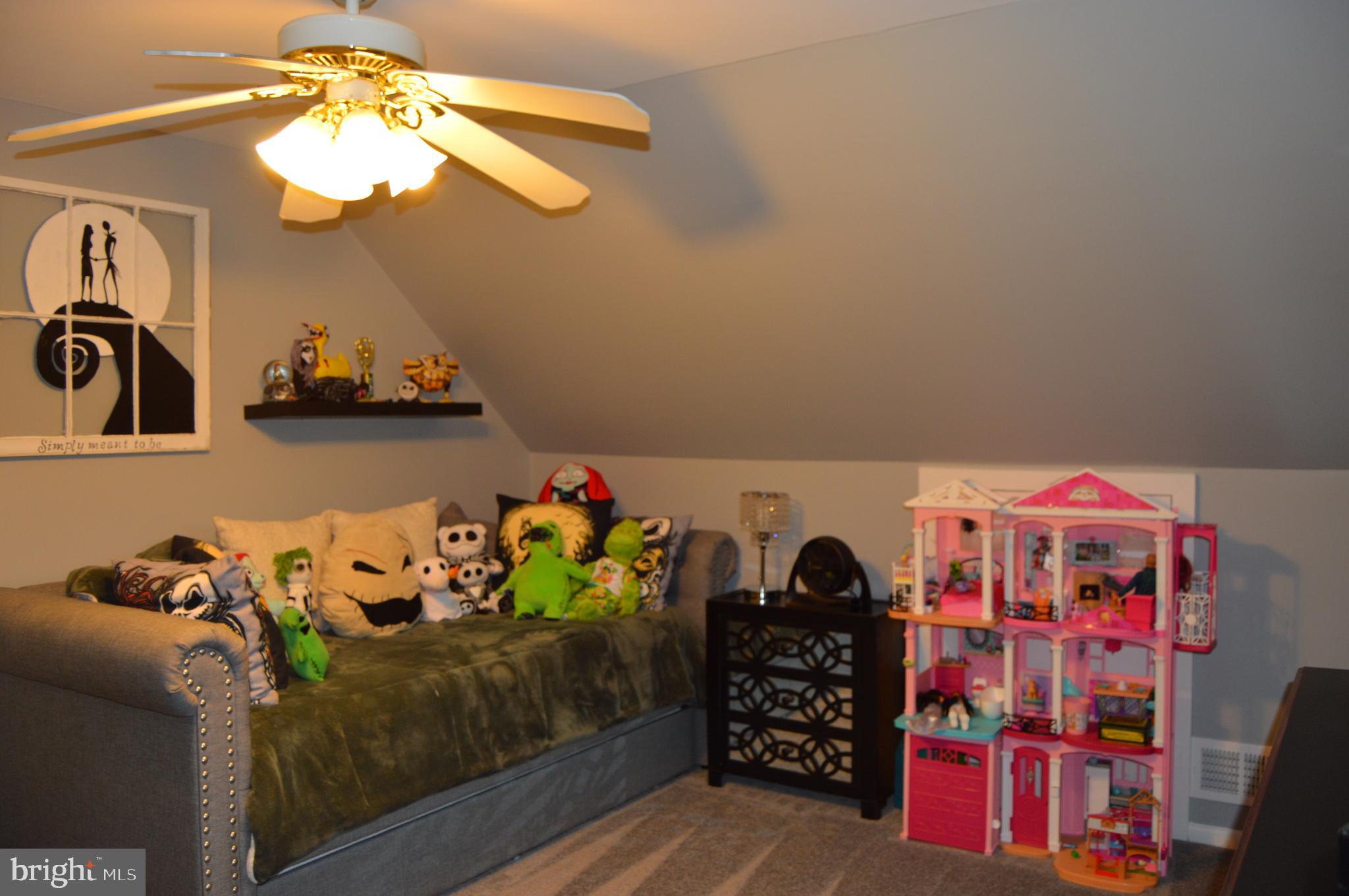 630 North Hammonds Ferry Road Linthicum, MD 21090 - Photo 19 of 26 Bedroom 4