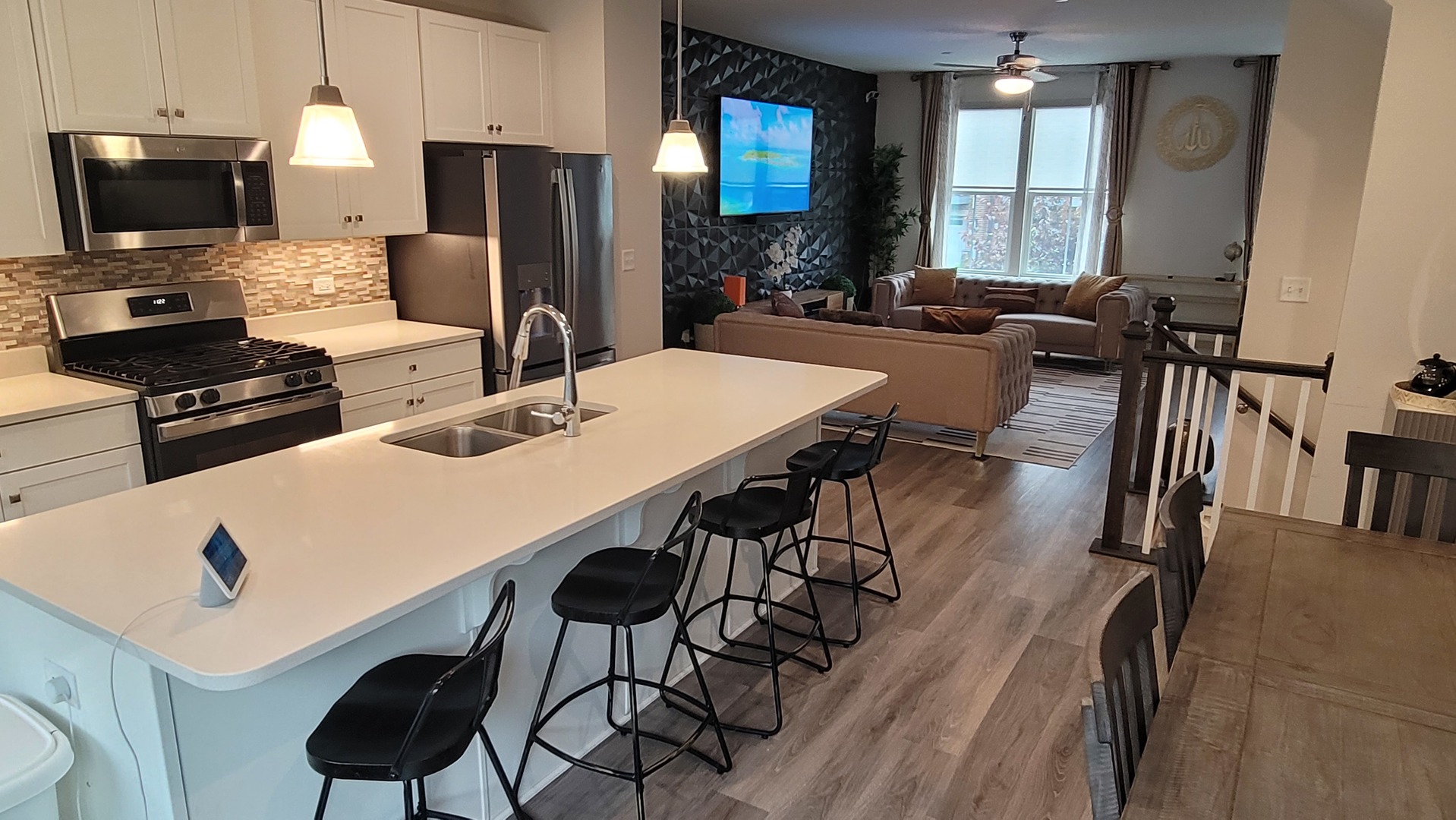 315 Elm Ct. Mount Prospect, IL 60056 - Photo 11 of 58