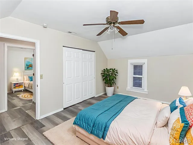 $179,900 | 147 West Wickliffe Avenue, Collinsville, IL 62234