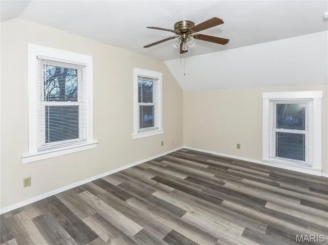 $179,900 | 147 West Wickliffe Avenue, Collinsville, IL 62234