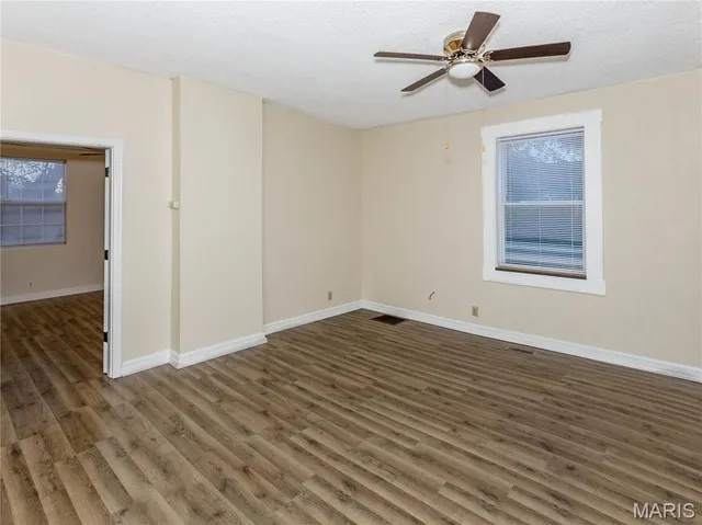 $179,900 | 147 West Wickliffe Avenue, Collinsville, IL 62234