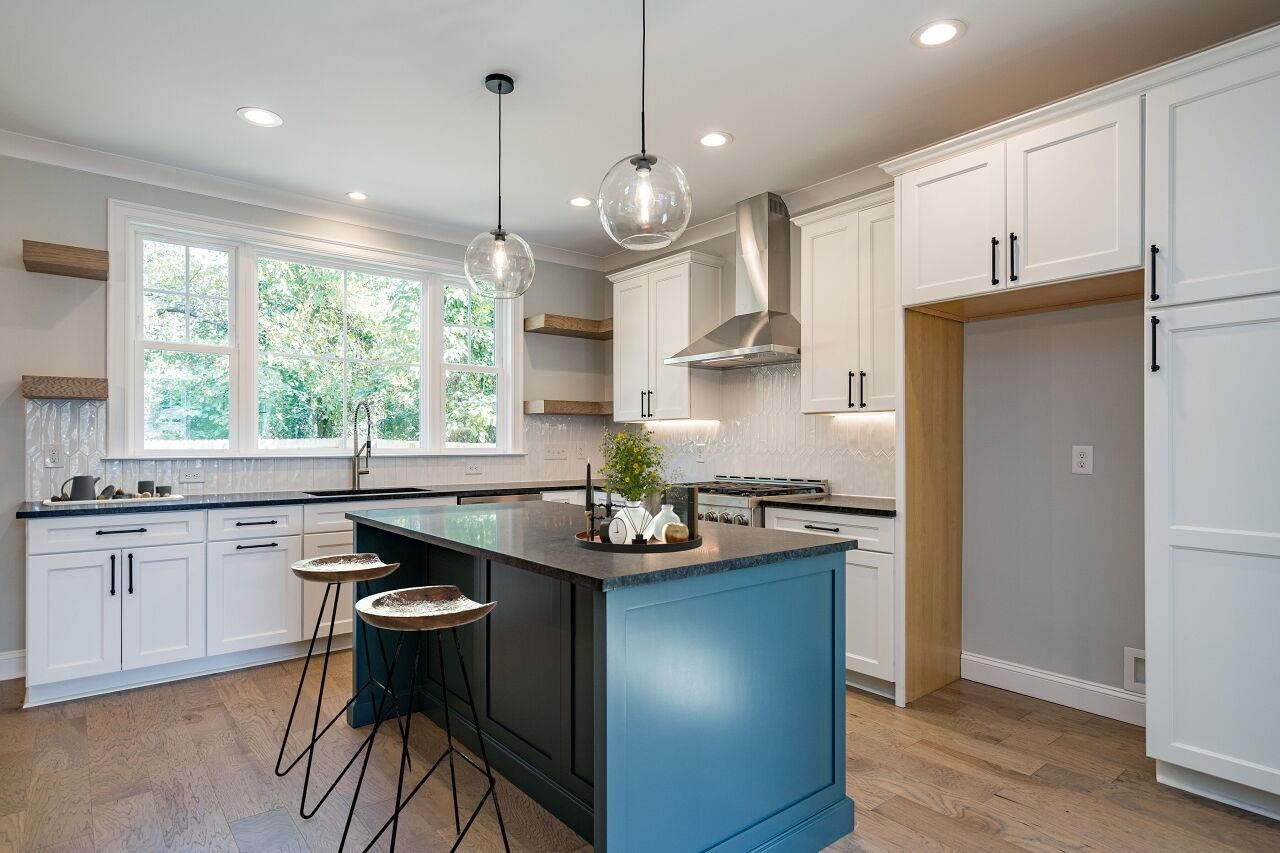 211 Bledsoe Avenue Raleigh, NC 27601 - Photo 5 of 30 Photo 5