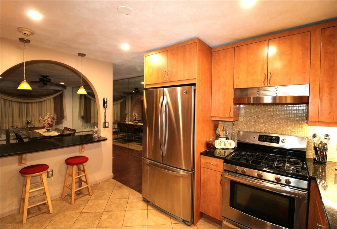 260 George Waterman Road, Unit 207 Johnston, RI 02919 - Photo 7 of 36 Gallery Image 7