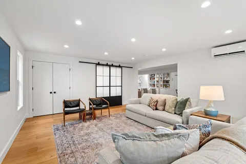 $1,299,000 | 8 R Rolfe's Lane, Newbury, MA 01951