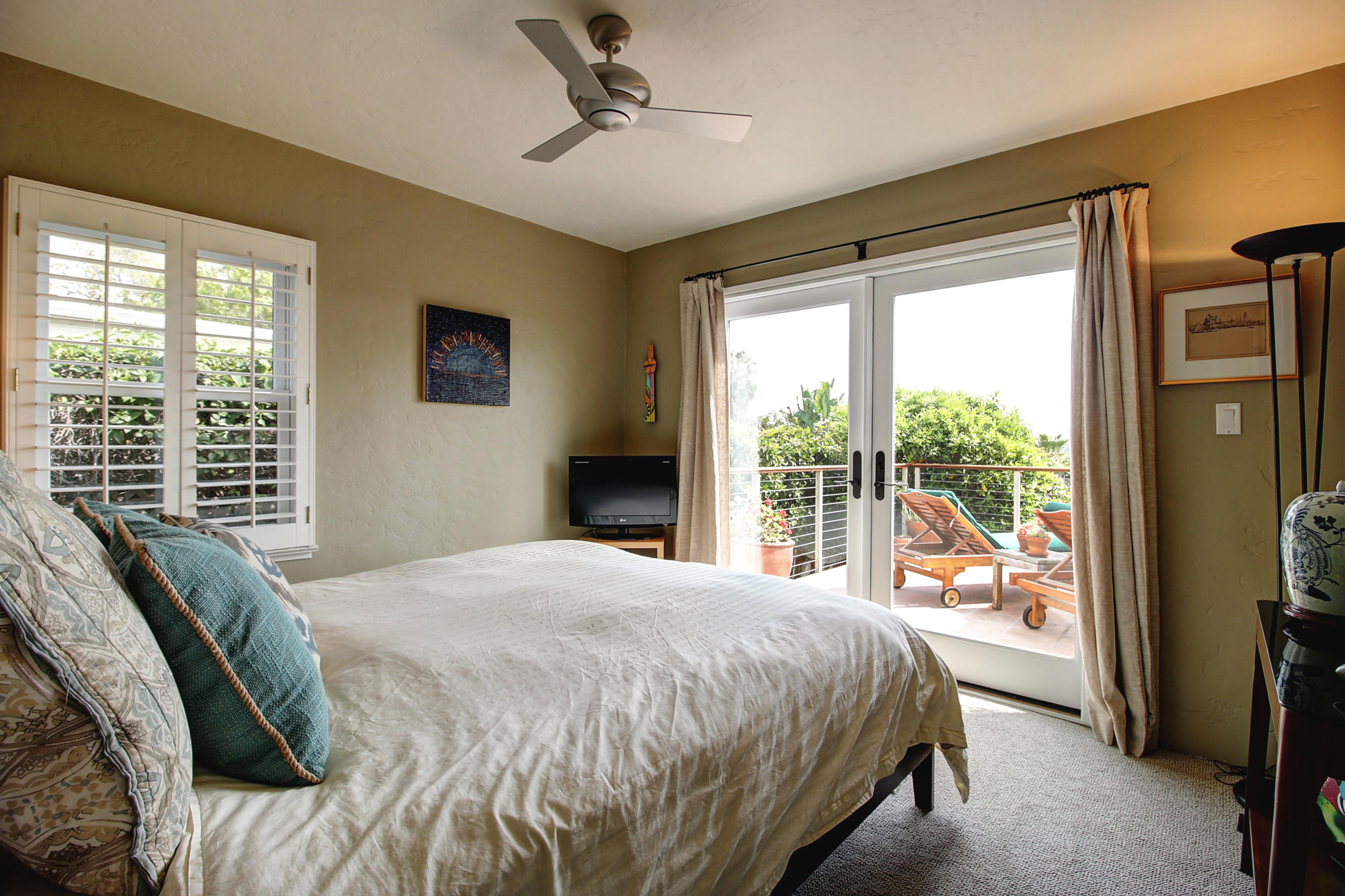 2947 Foothill Road Santa Barbara, CA 93105 - Photo 15 of 34 Bedroom #1