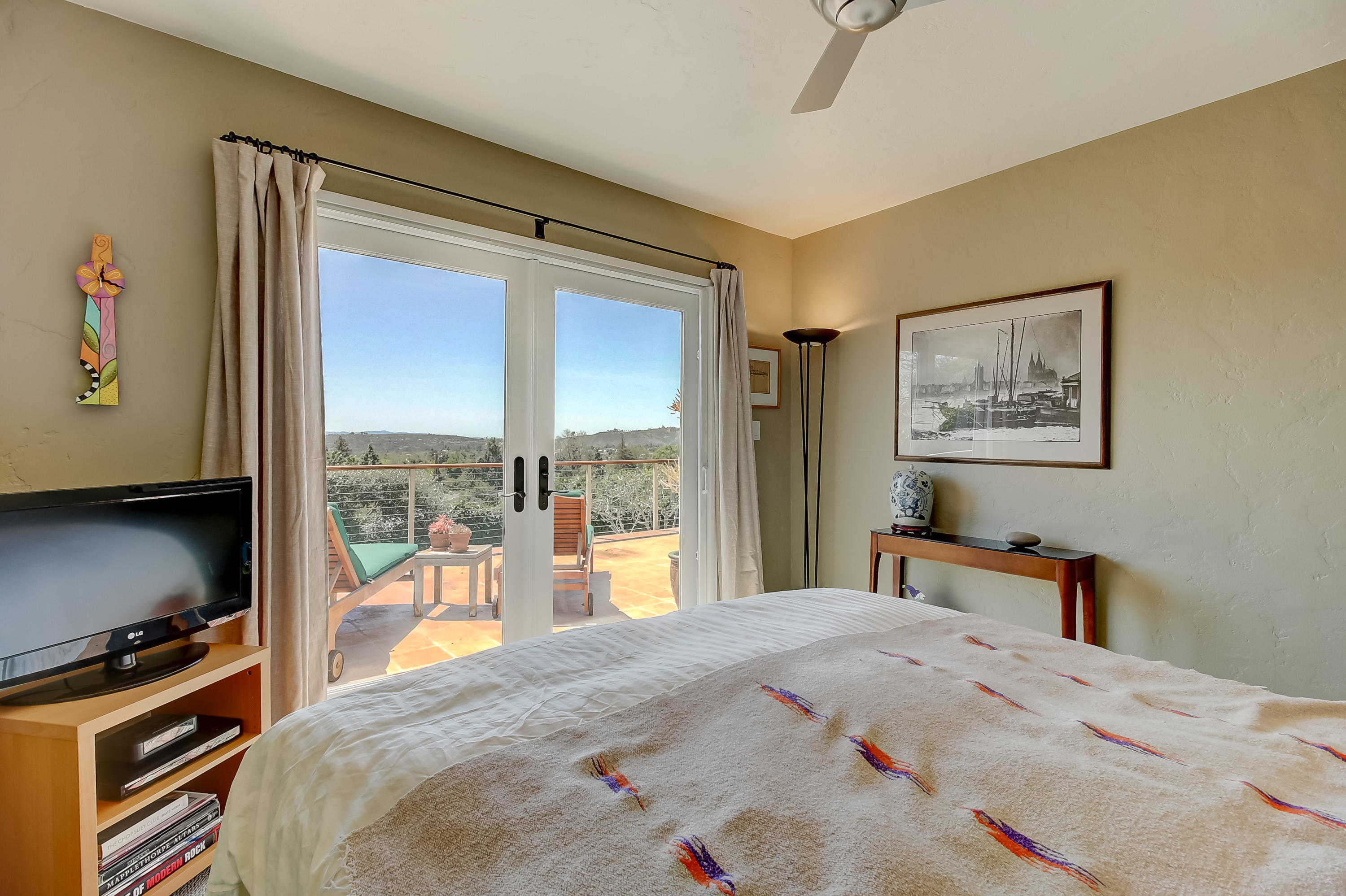2947 Foothill Road Santa Barbara, CA 93105 - Photo 16 of 34 Bedroom #1 Views