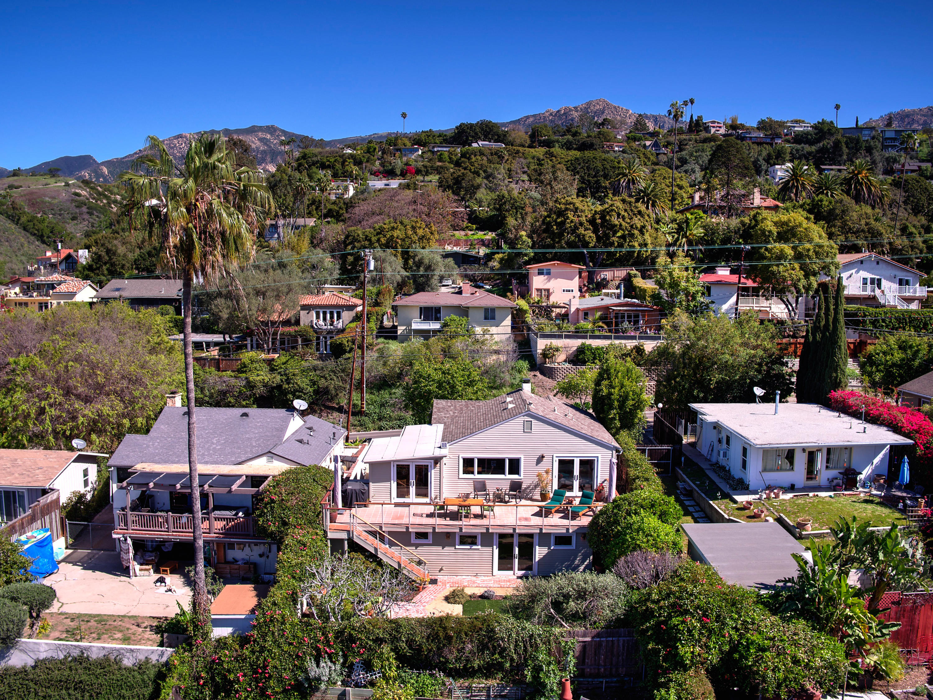 2947 Foothill Road Santa Barbara, CA 93105 - Photo 31 of 34 Aerial1