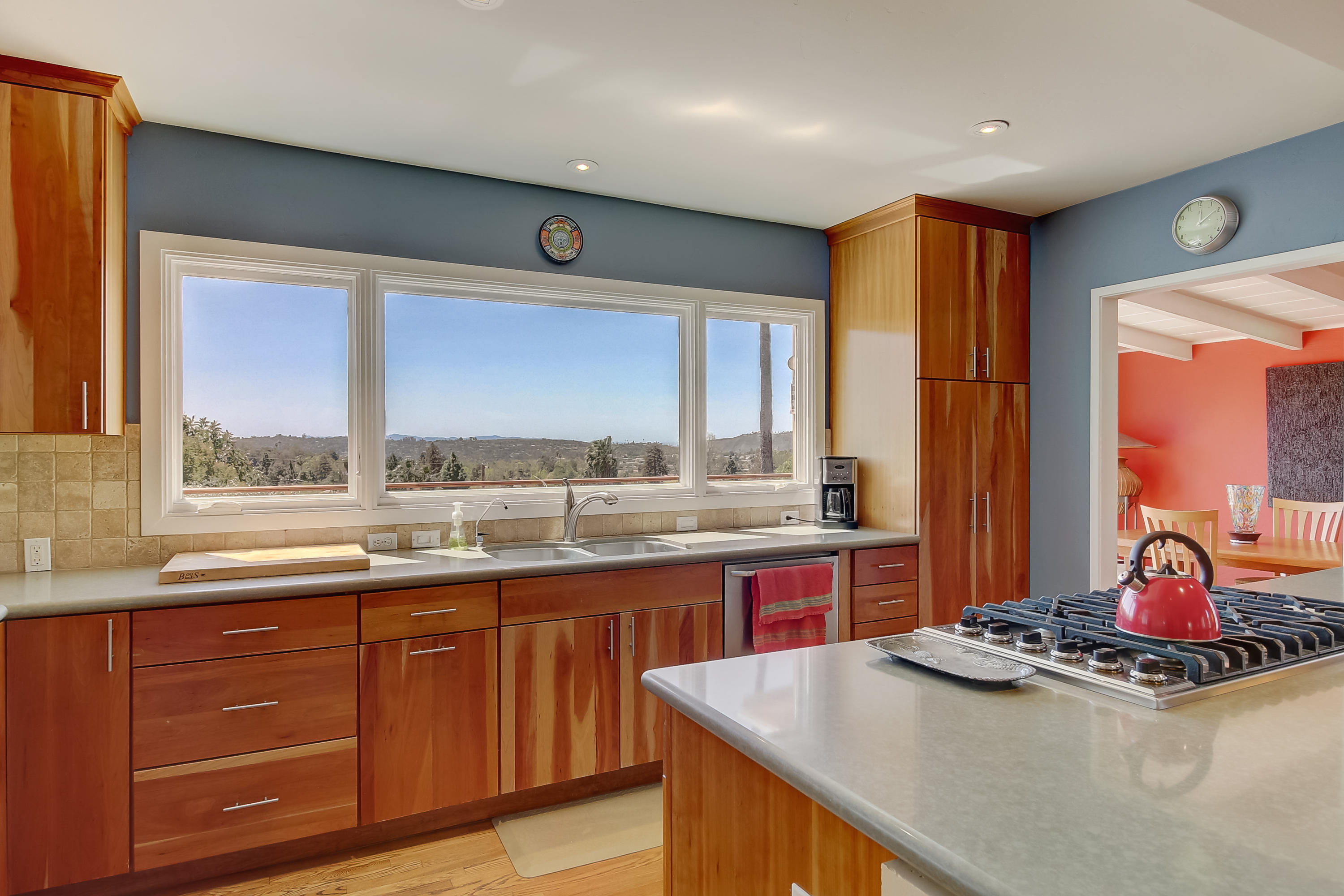 2947 Foothill Road Santa Barbara, CA 93105 - Photo 10 of 34 Kitchen w/ Views